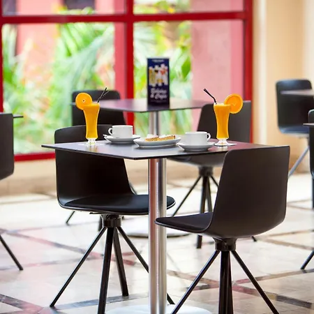 Hotel Jacaranda 4*