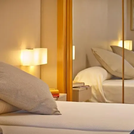 Jacaranda Hotel 4*